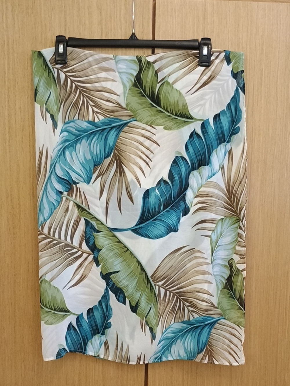 NWOT Tommy Bahama Tropical Leaf Print Sarong in Teal, Green & Brown